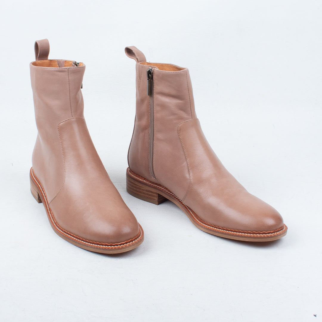 Karina Boot