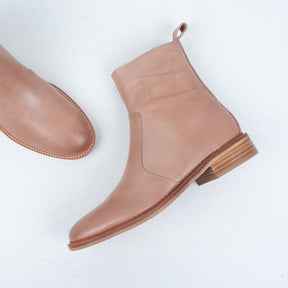 Karina Boot