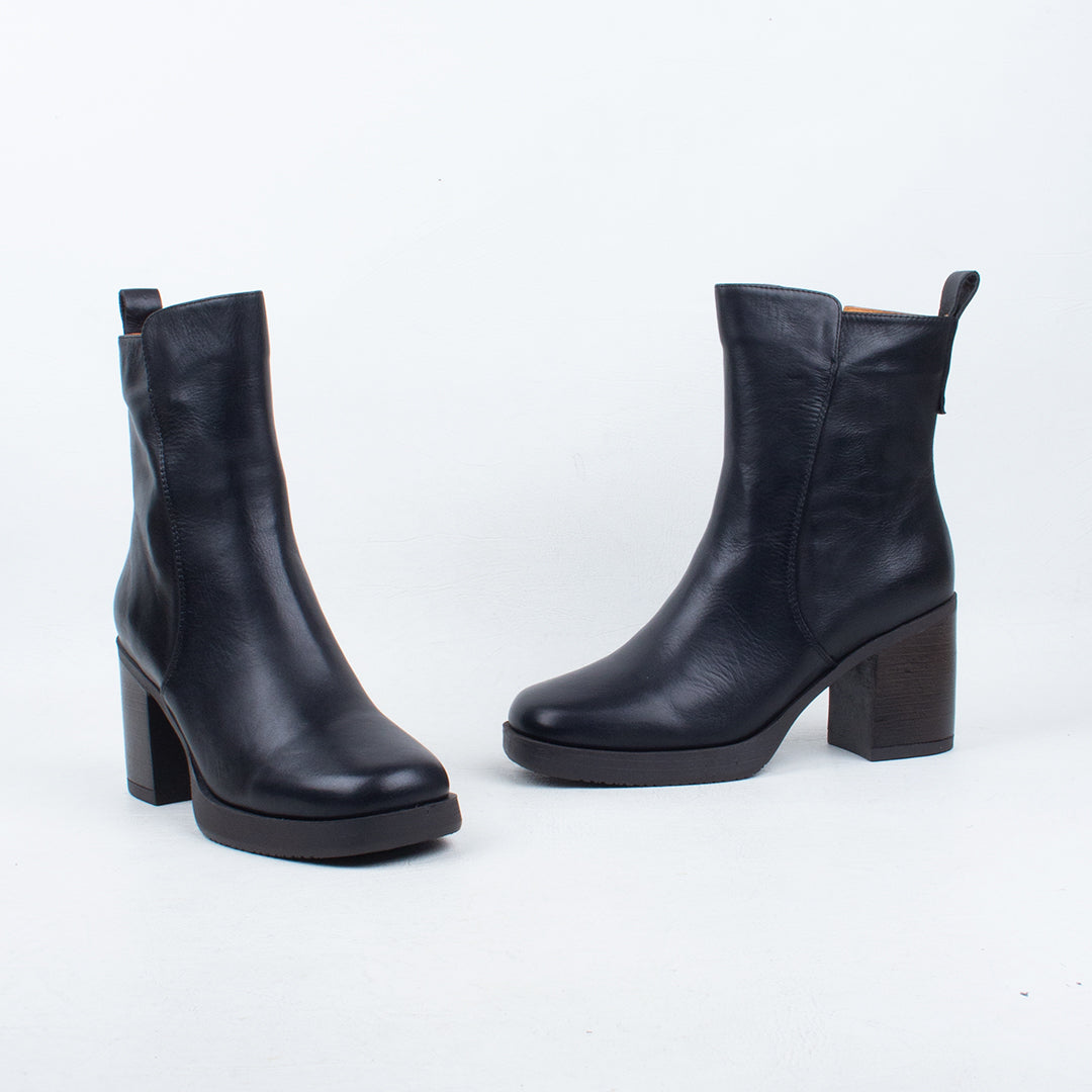 Katt Boot
