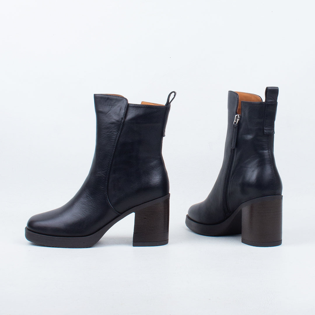 Katt Boot