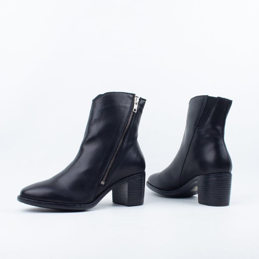 Seraphin Ankle Boot