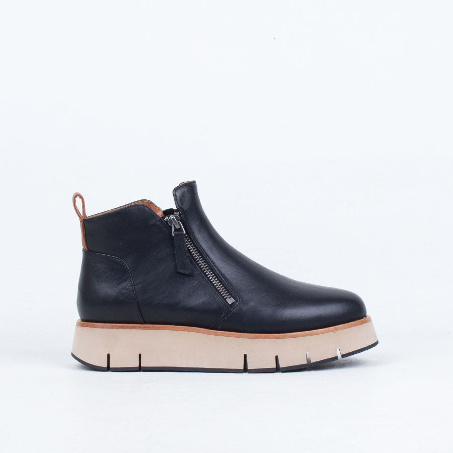 Onyx Ankle Boot