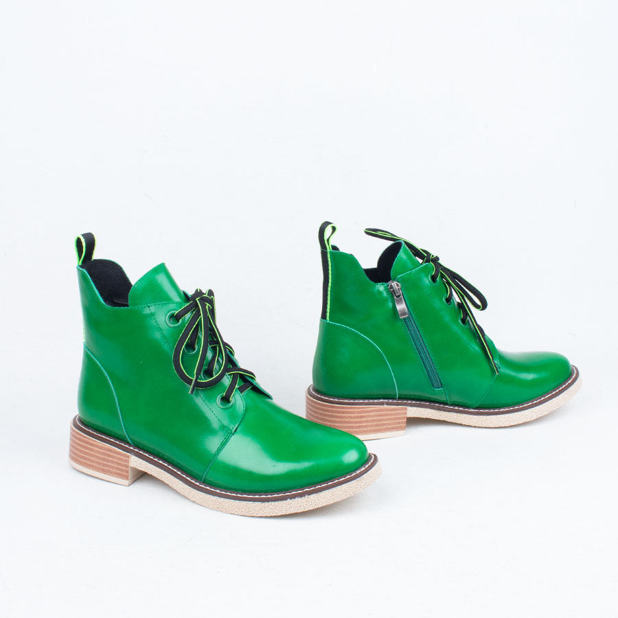 Darma Boot