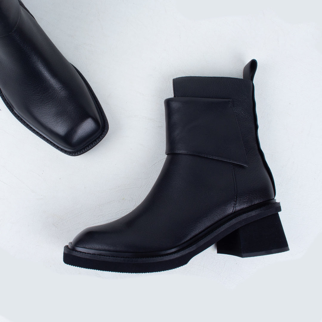 Sasher Ankle Boot