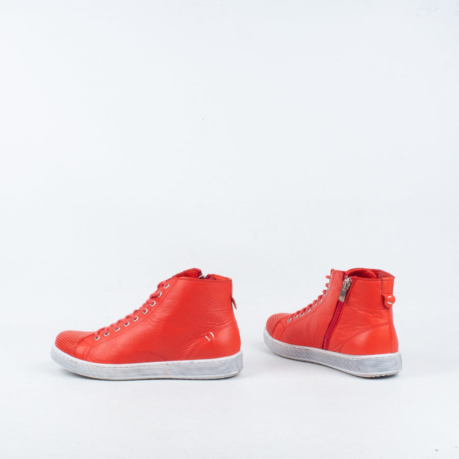 Trinity Boot