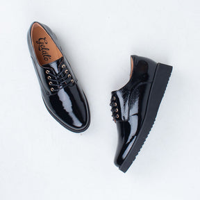 Addiction Lace Up