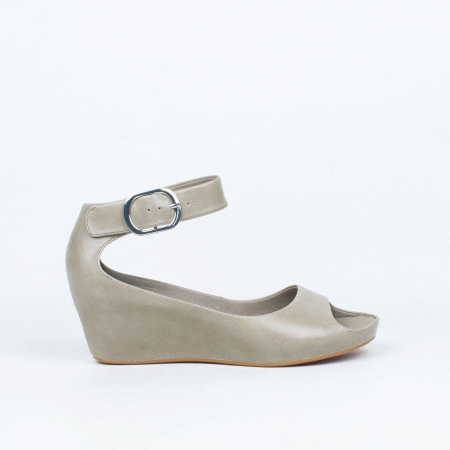 Sangria Heeled Sandal