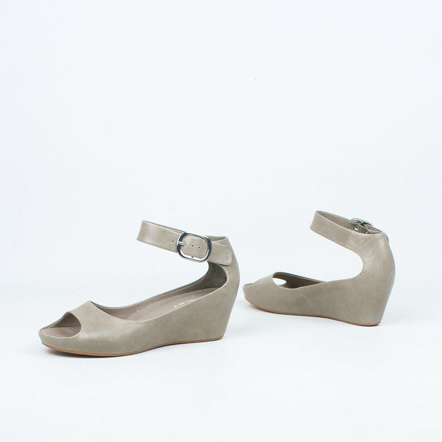Sangria Heeled Sandal
