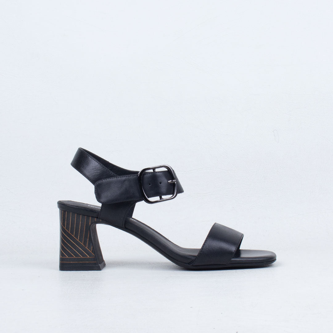 Kiria Heeled Sandal