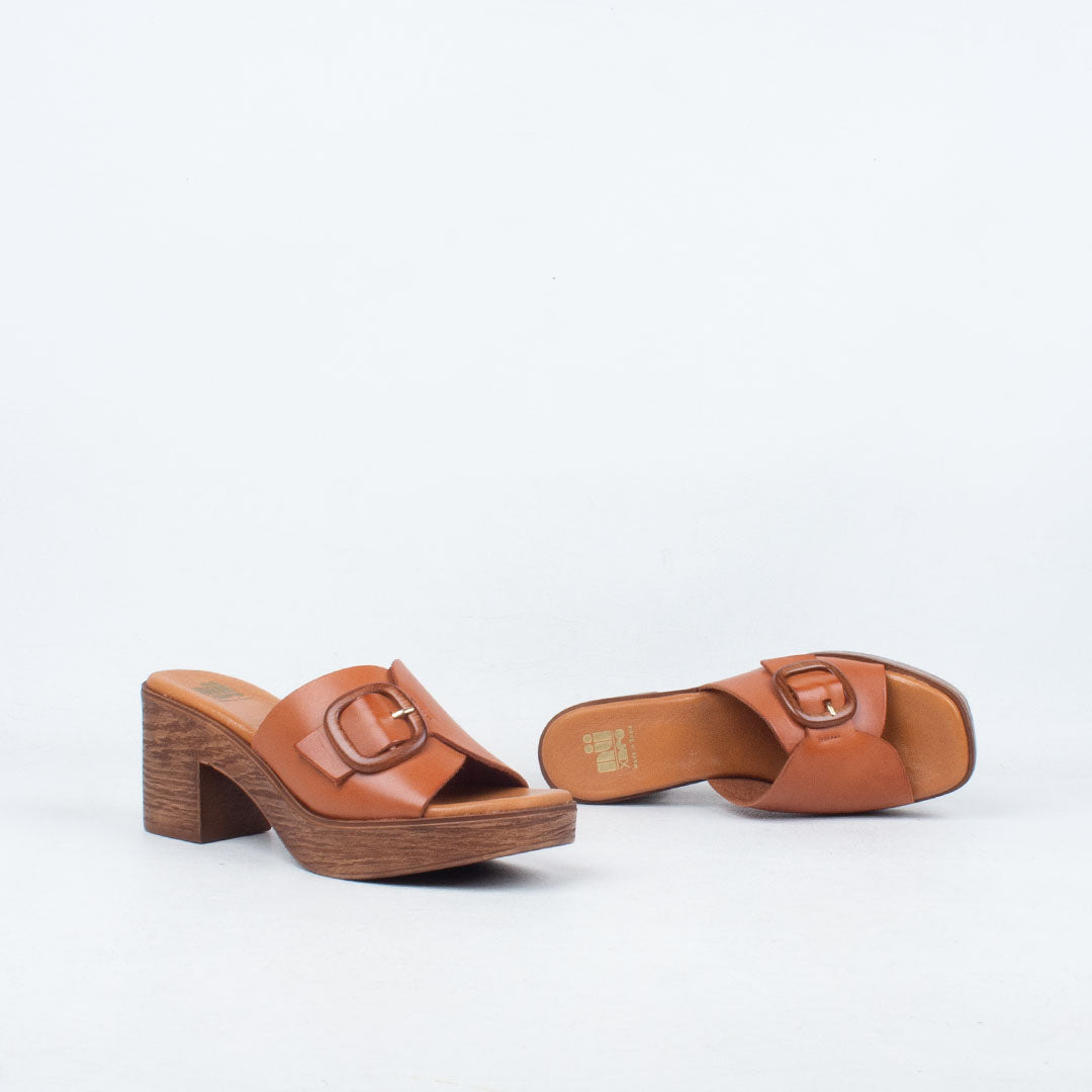 Quirina Heeled Slide