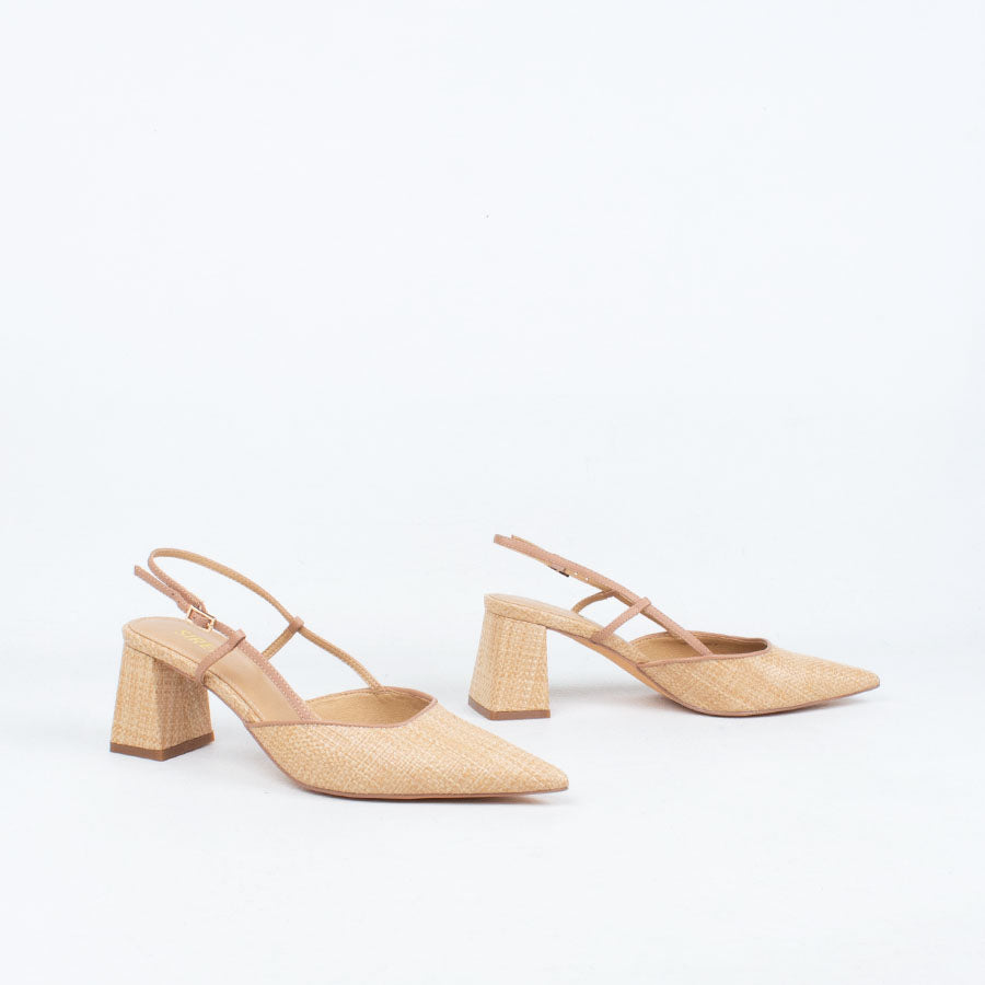 Yasmine Heel