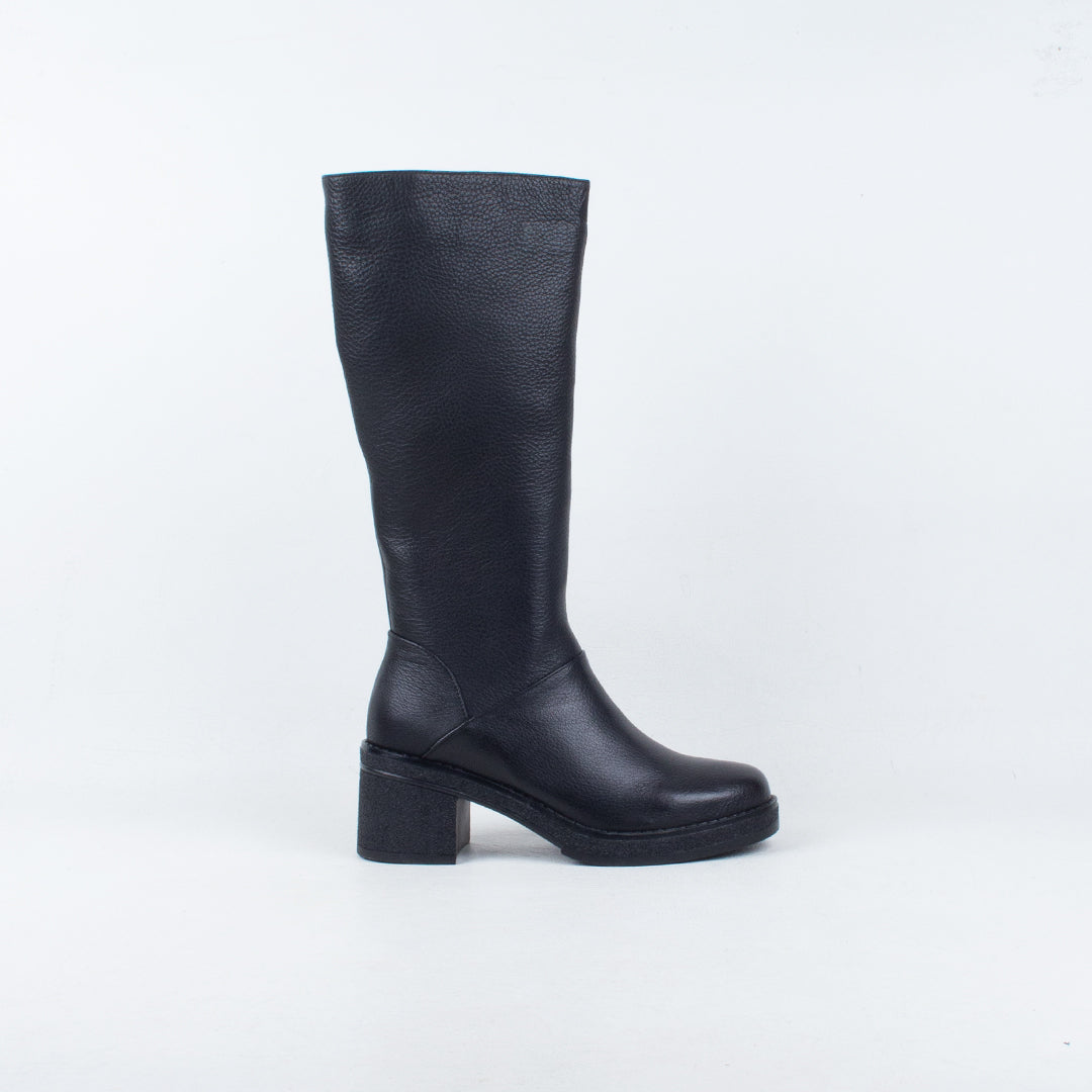 Darga Knee Boot