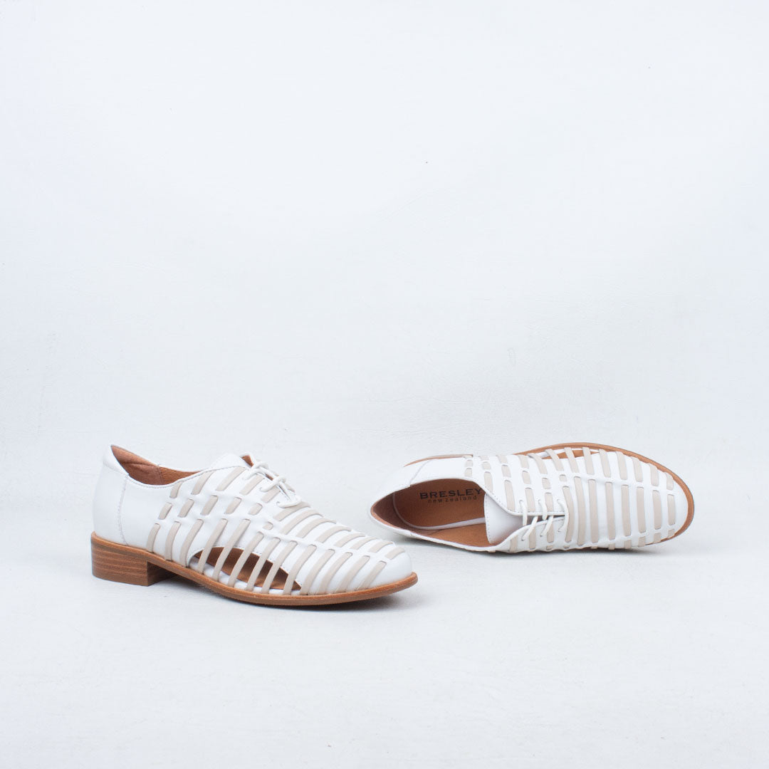 Arco Lace Up