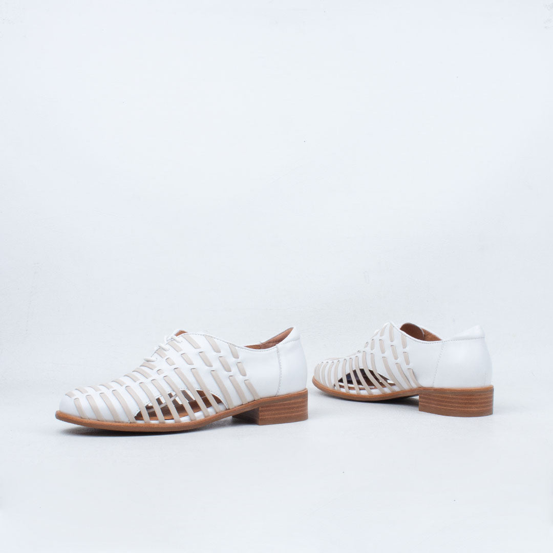 Arco Lace Up