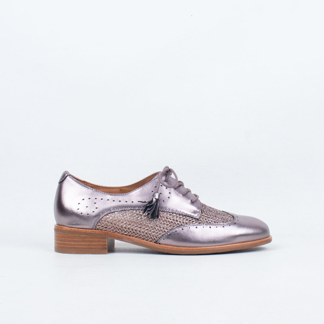 Askon Lace Up
