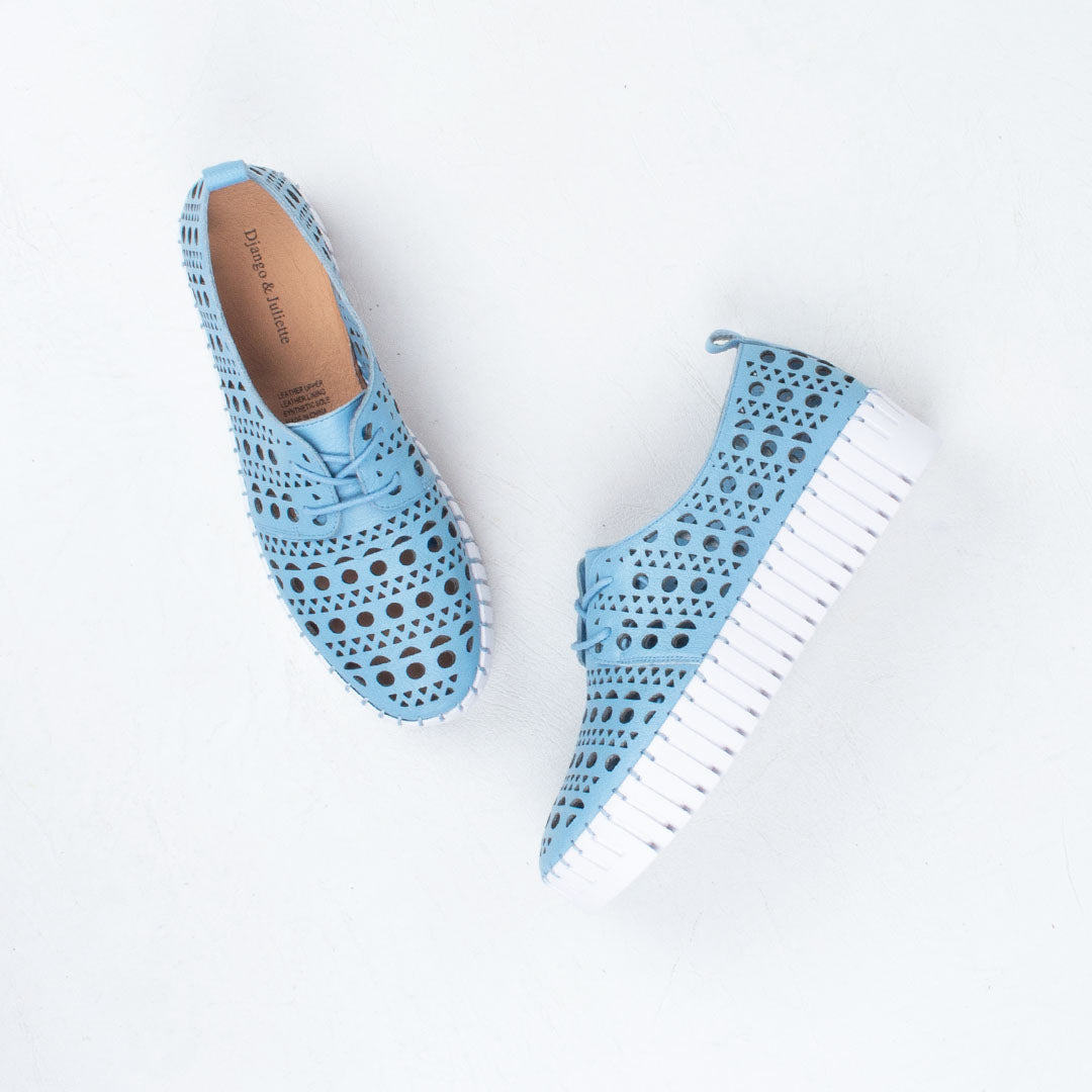 Belarus Lace Up