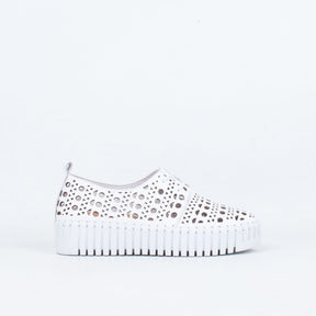 Belarus Lace Up