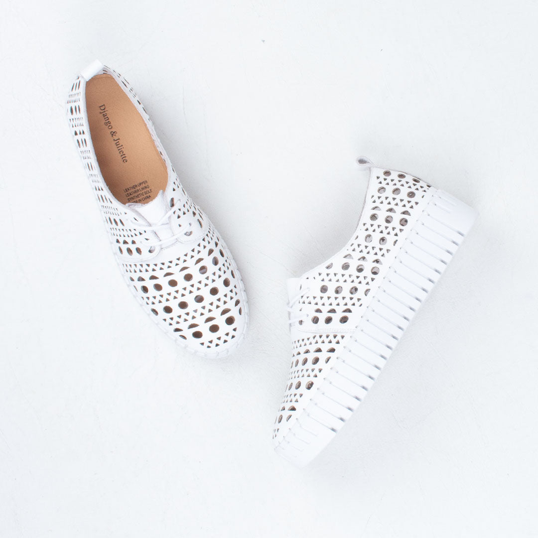 Belarus Lace Up