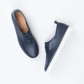 Huston Lace Up