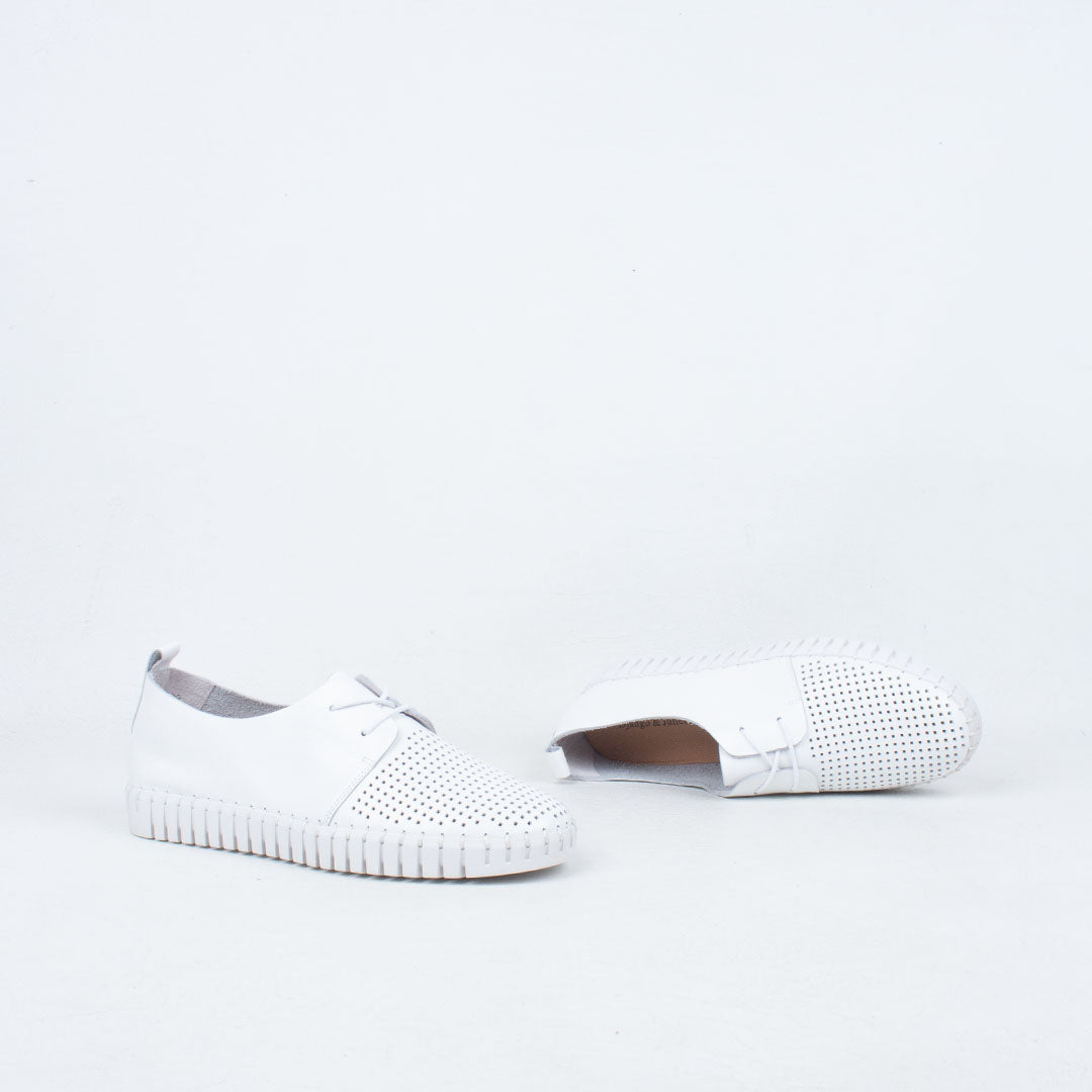 Huston Lace Up