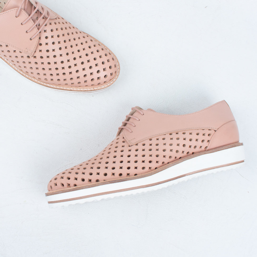 Loyer Lace Up