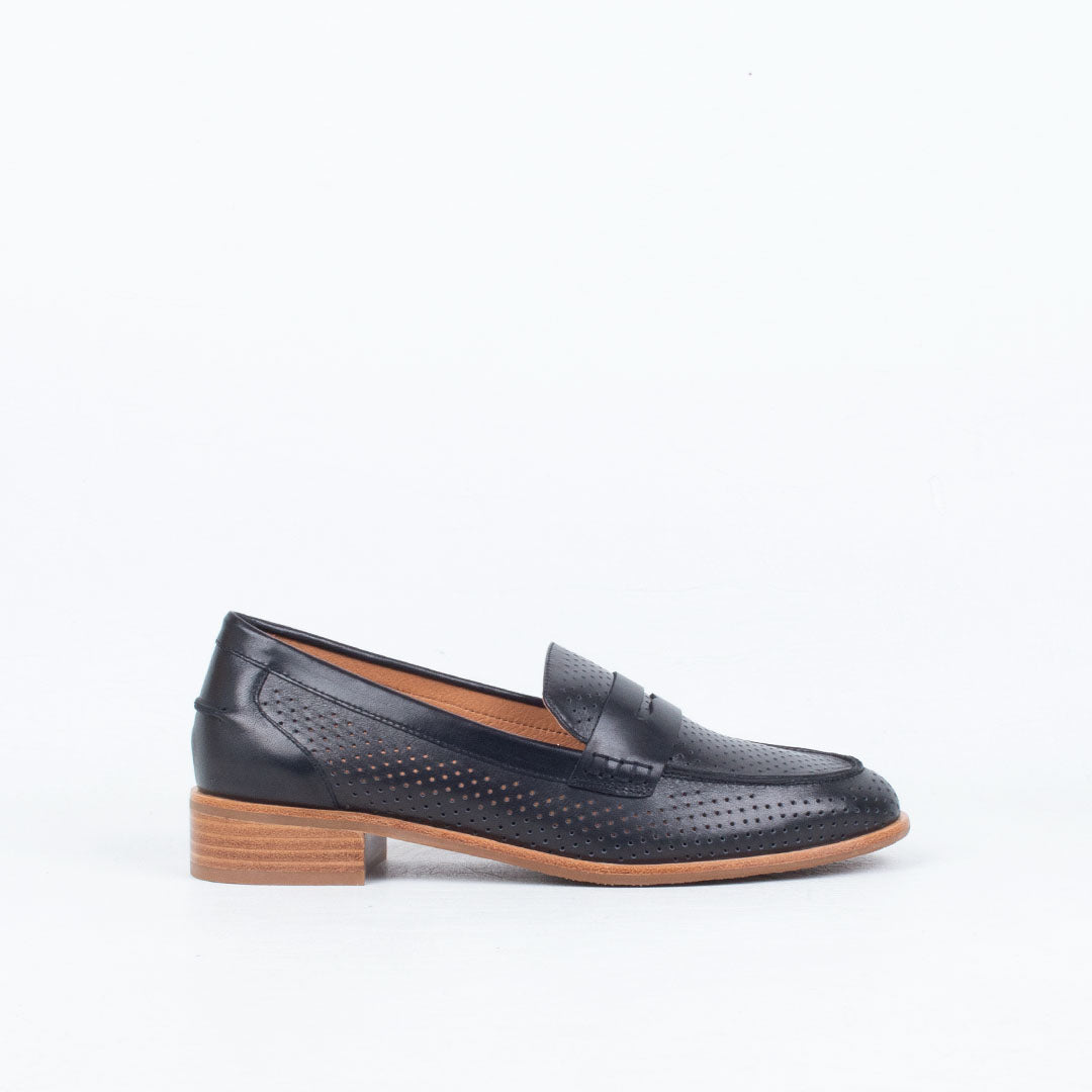 Africa Loafer