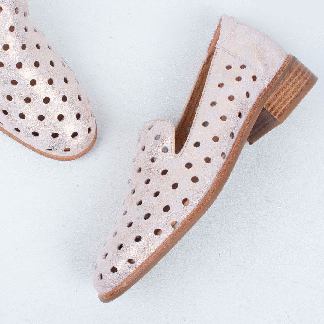 Aquarius Loafer