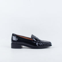 Asha Loafer