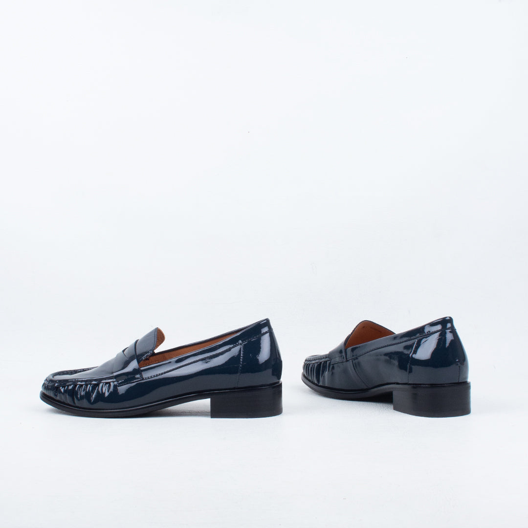Asha Loafer