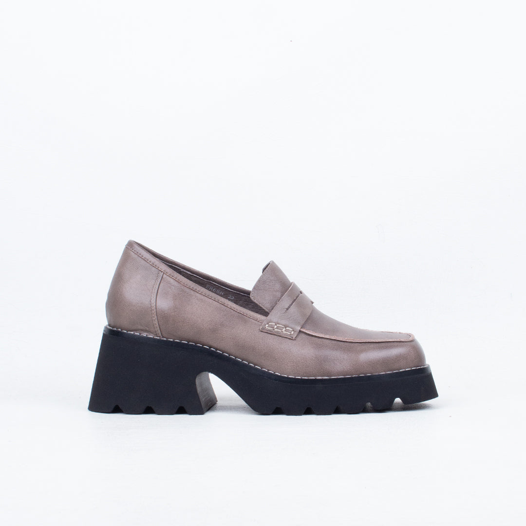 Presh Loafer