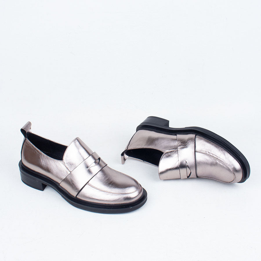 Coia Loafer