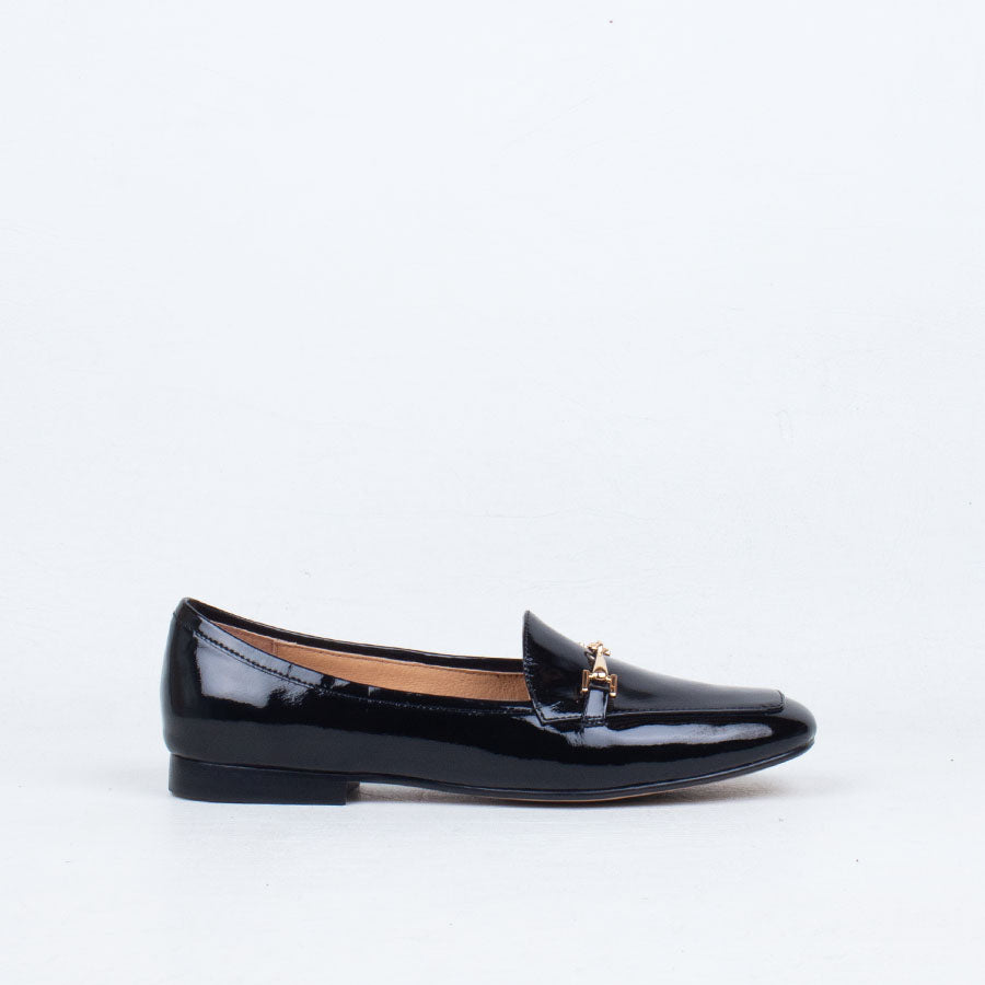 Myrah Loafer