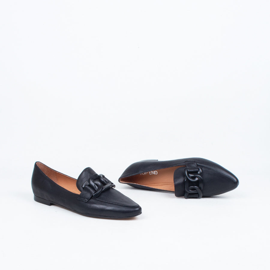 Socoros Loafer