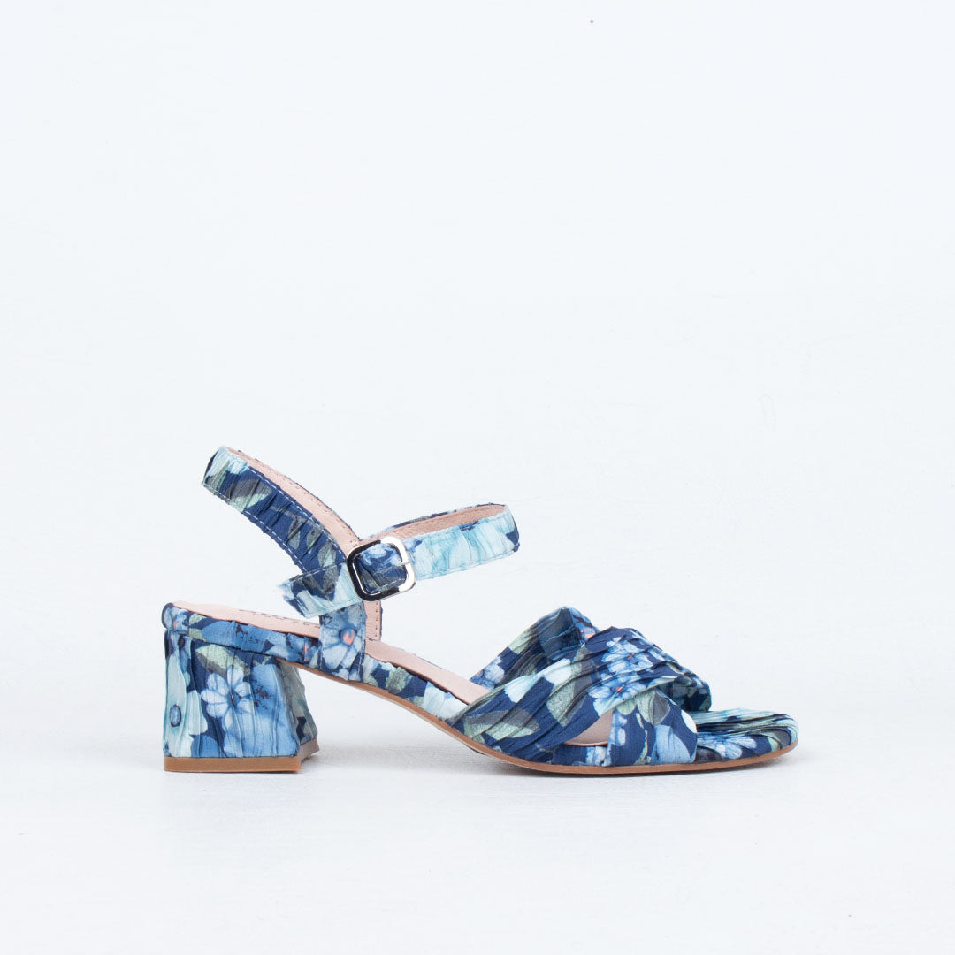 Aloof Heeled Sandal
