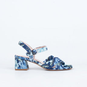 Aloof Heeled Sandal