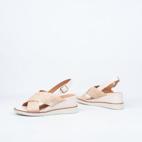 Shayna Sandal