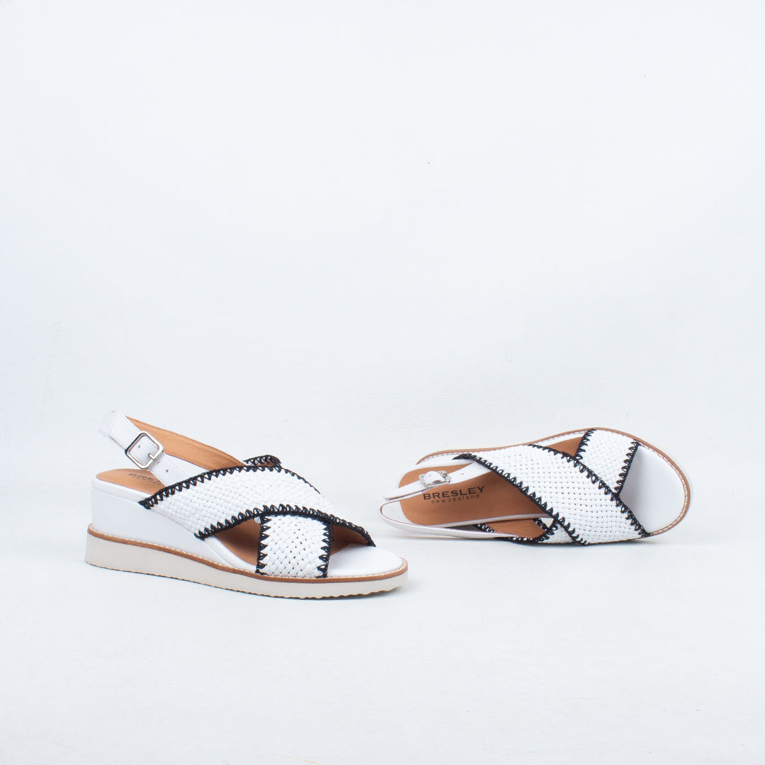 Shayna Sandal