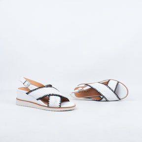 Shayna Sandal