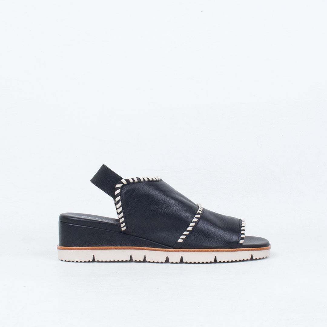 Sigma Sandal