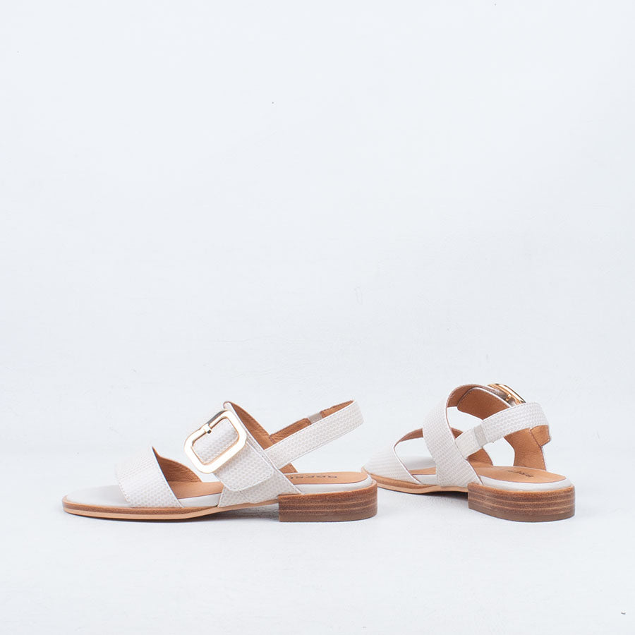 Smitten Sandal