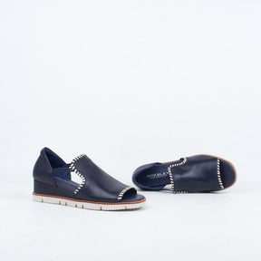 Spesh Sandal