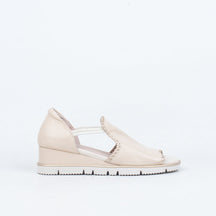 Spesh Sandal