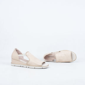 Spesh Sandal