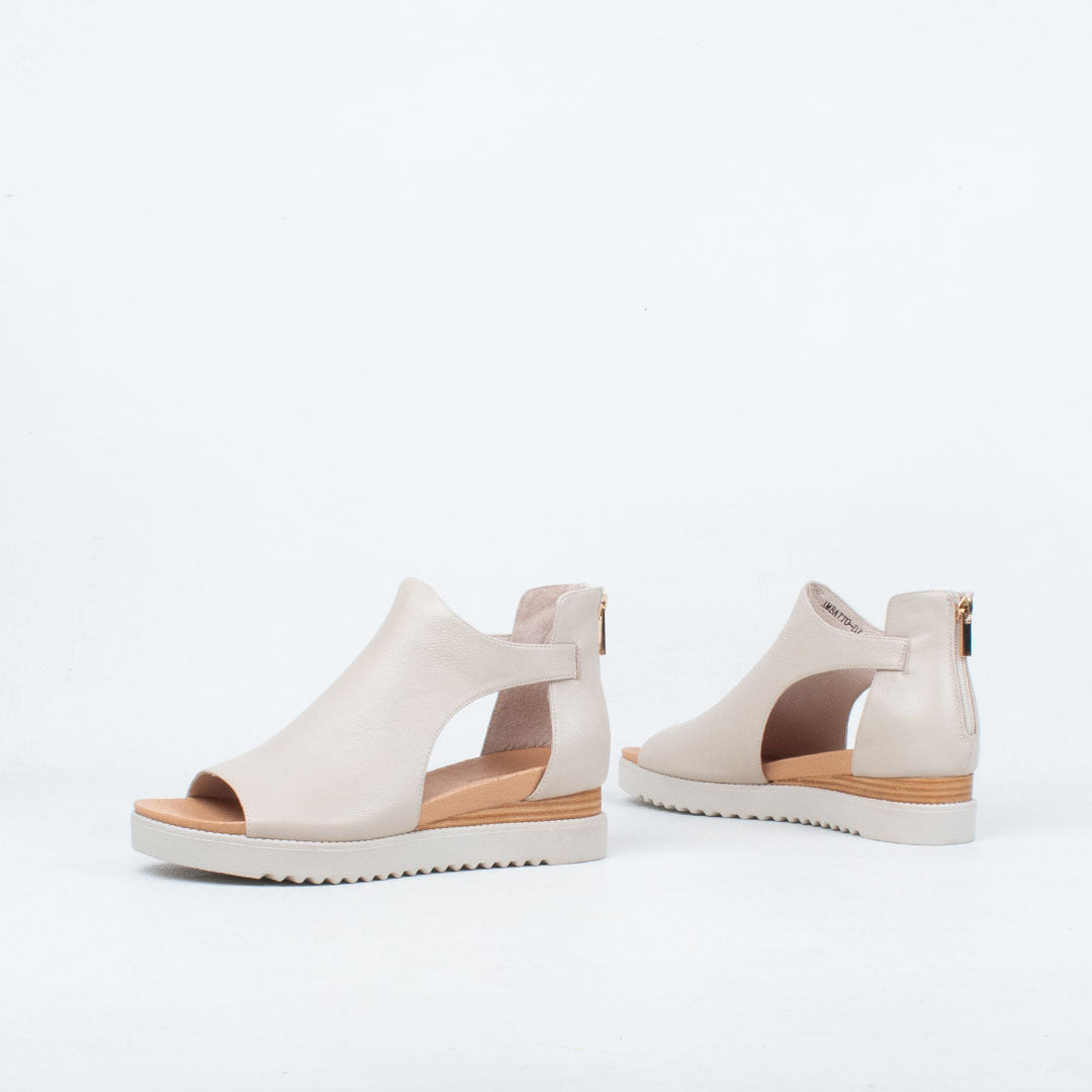 Ambatto Sandal