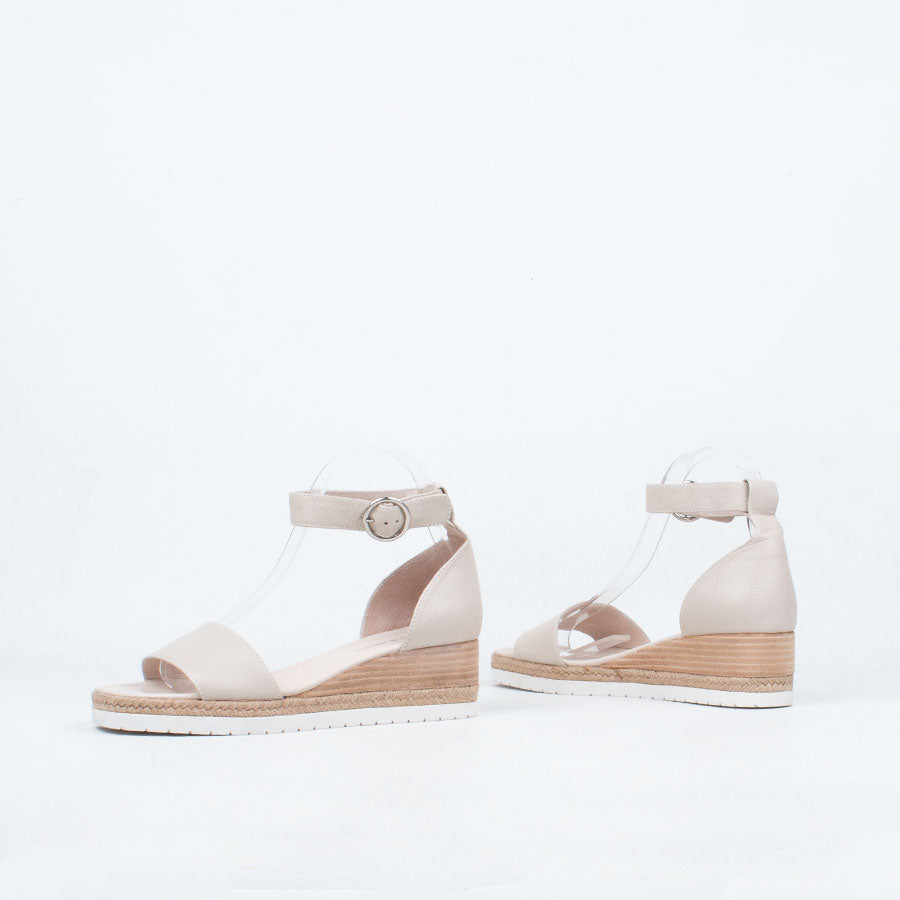 Idola Wedge Sandal