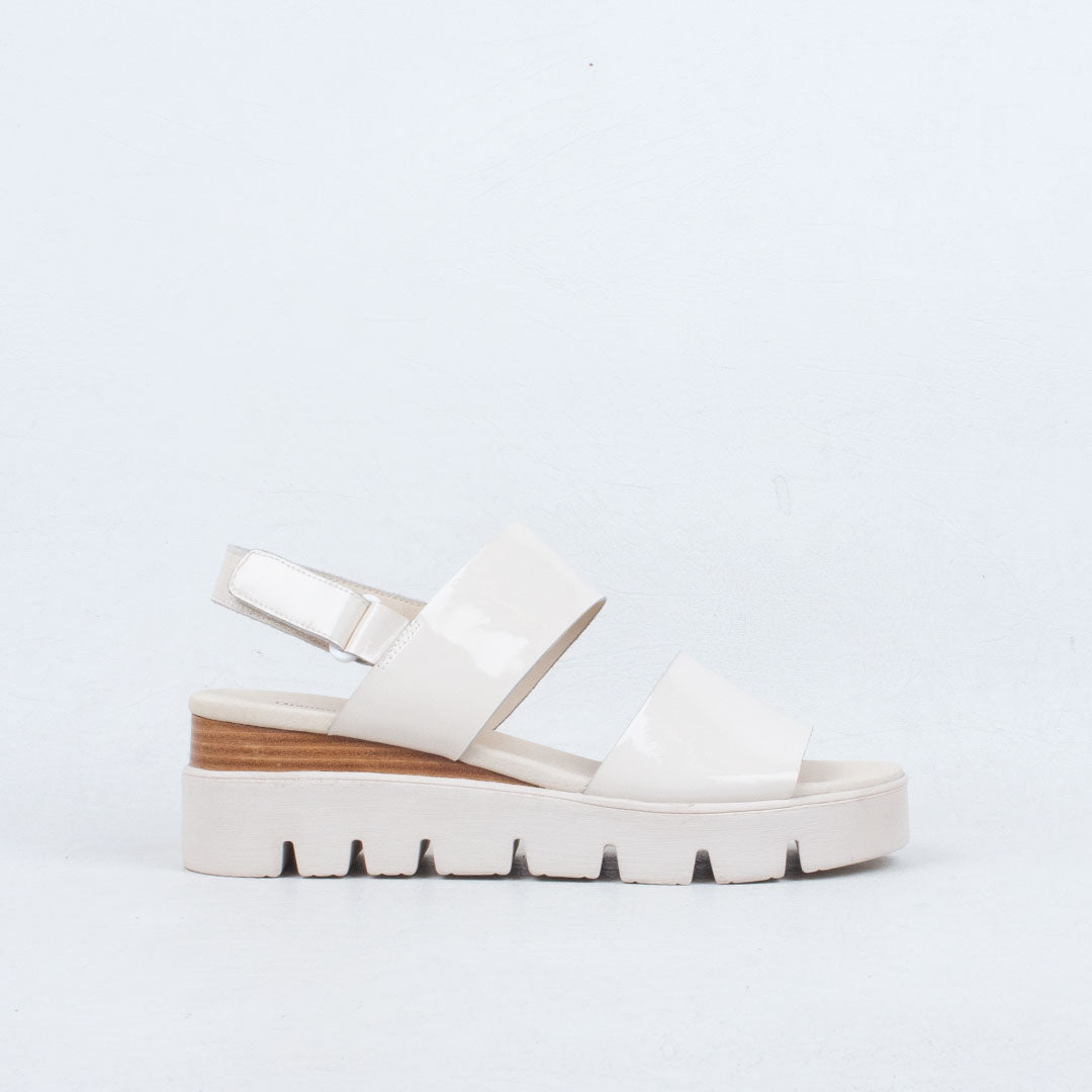 Runar Flatform Sandal