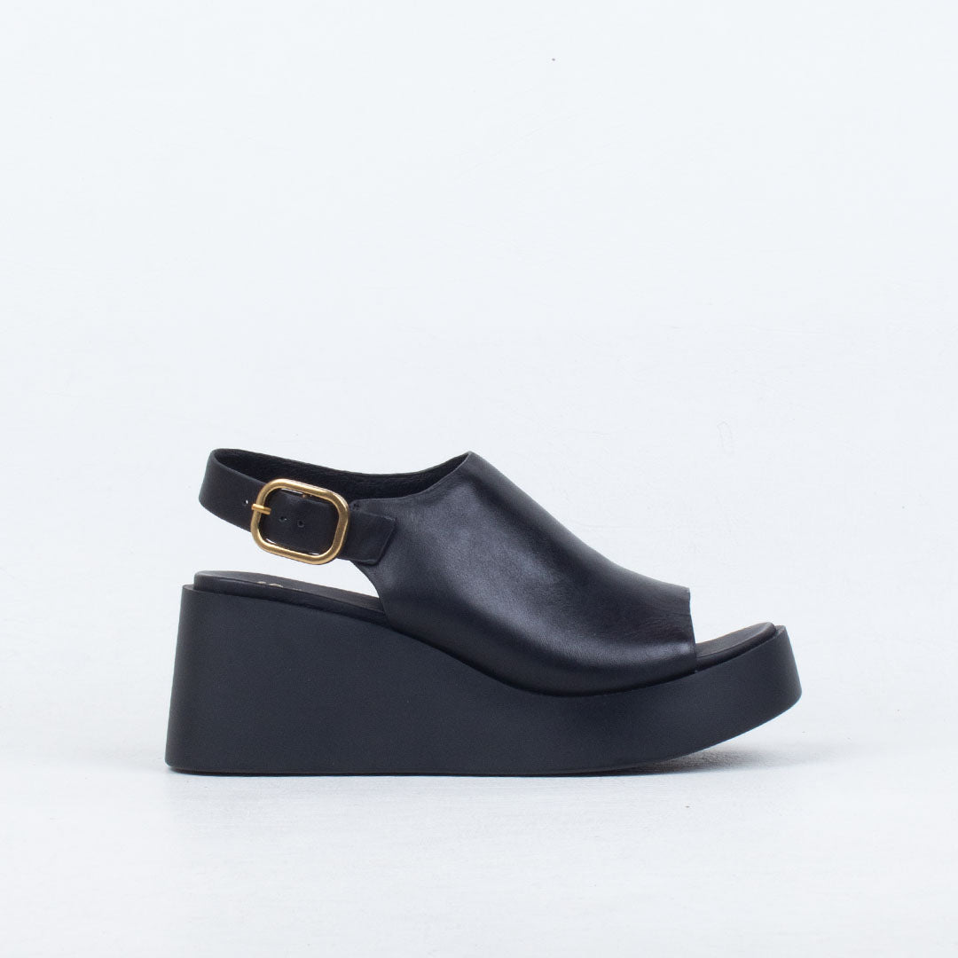 Ariani Platform Sandal