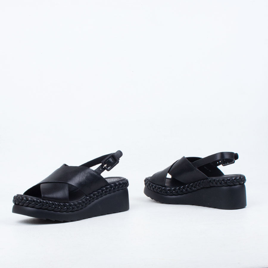 Melia Sandal