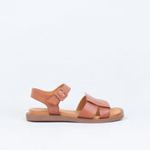 Monik Sandal