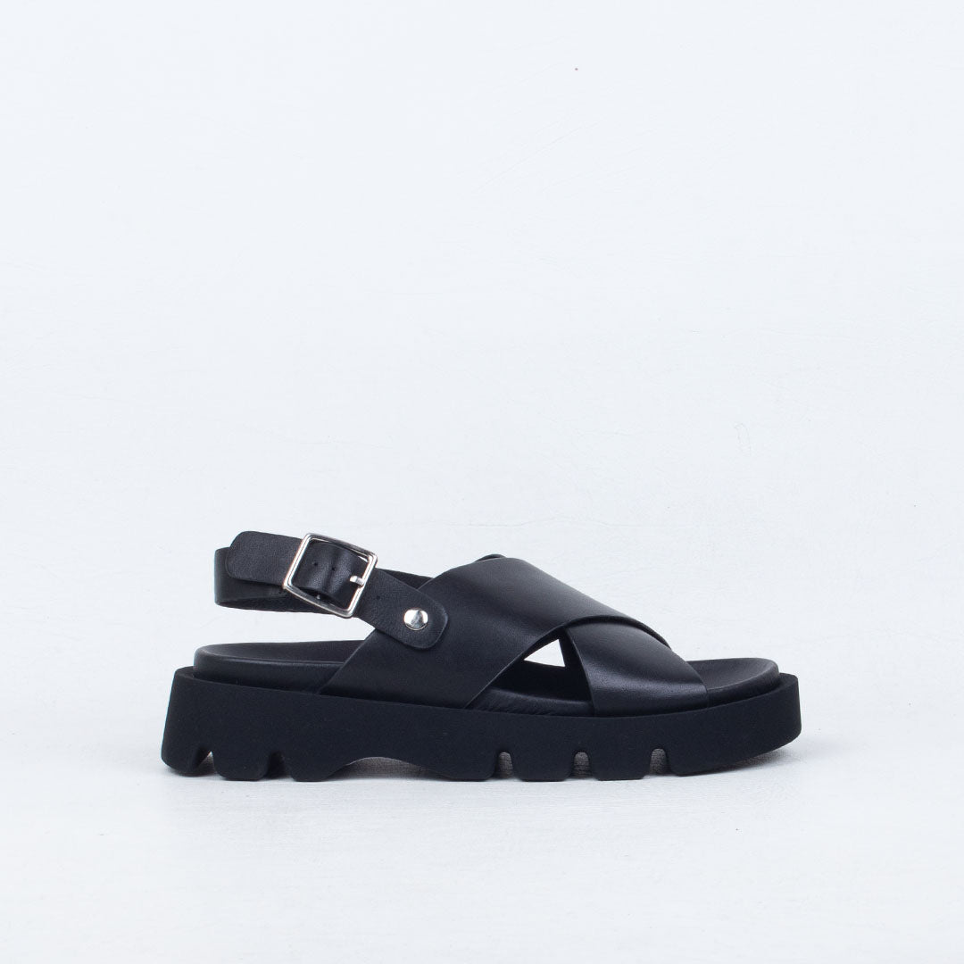 Monnis Sandal